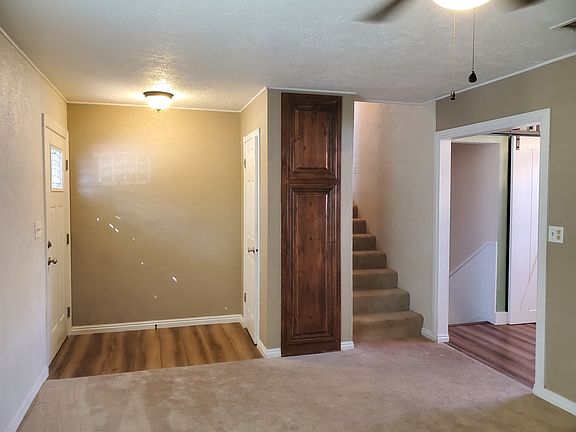 3rd image of 353 E Urie North Dr