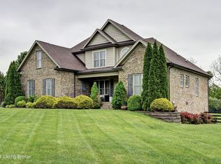 7505 Grand Oaks Dr, Crestwood, KY 40014