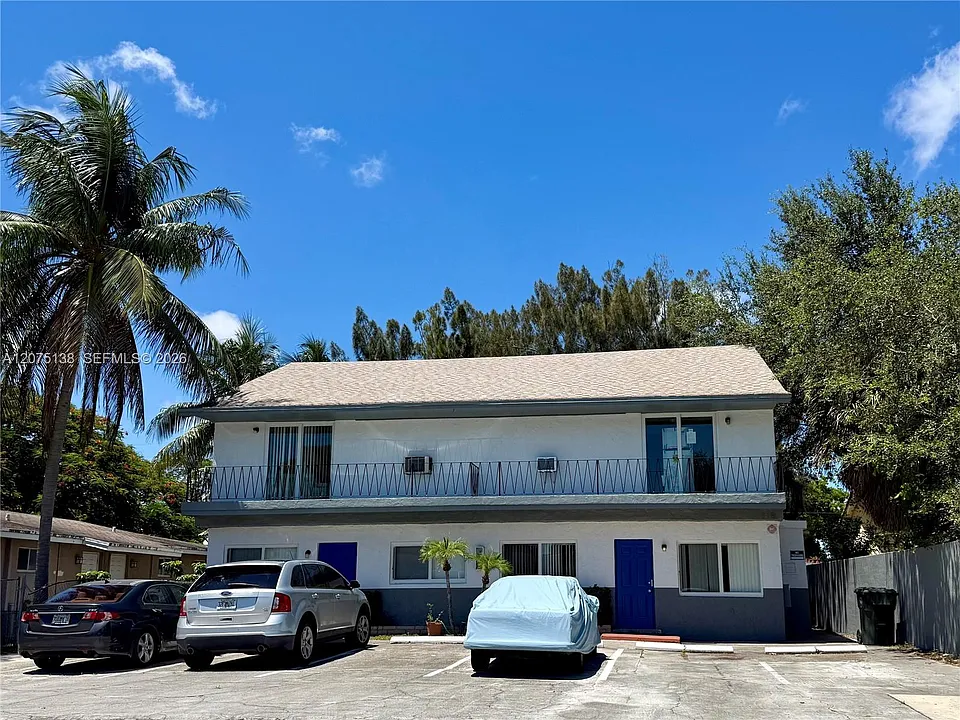 119 NW 43rd Ct #4A