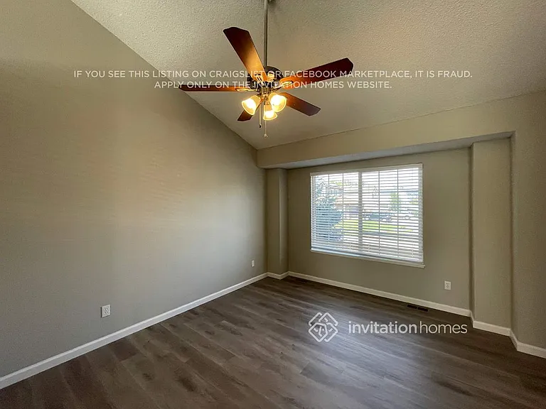 1082 Clogger Ln — Photo 6