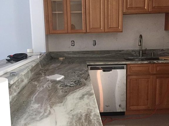 4th image of 11412 Waterbury Way
