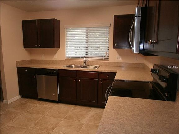 5th image of 1511 Newbridge Ln