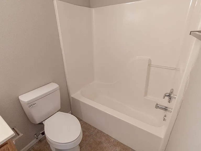 5209-5211 Currituck Ln — Photo 24