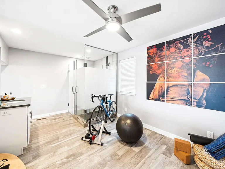 1555 W 43rd Ave — Photo 21
