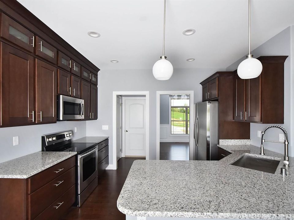 1st image of 109 Tuscany