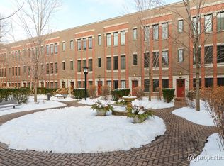 5001 N Lincoln Ave APT 4, Chicago, IL 60625