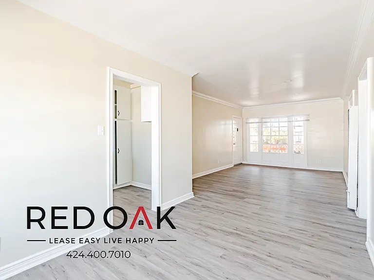 1810-1814 S Westmoreland Ave #18124 — Photo 12