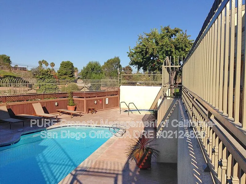 2 bed, 2.0 bath, 820 sqft, $2,895 — Photo 4