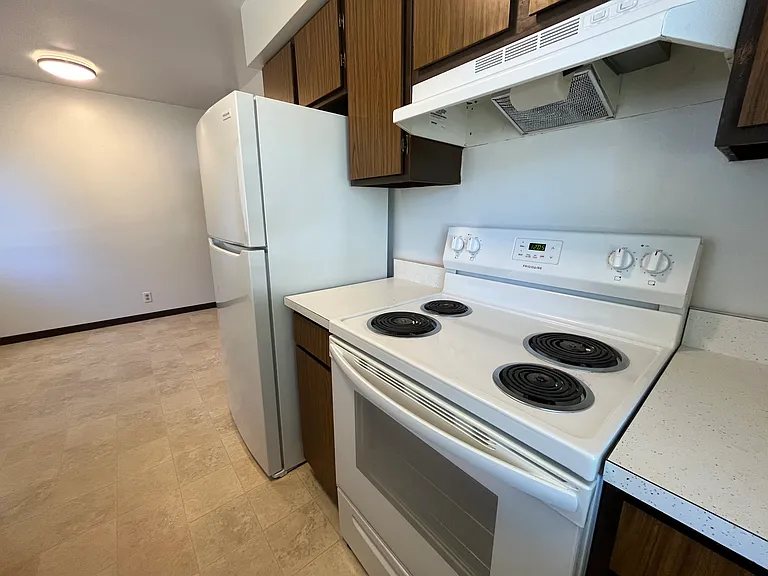 2524 Plymouth Rock Ave — Photo 4