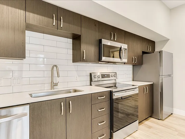 Brookside Apartments — Photo 27