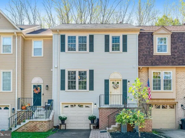 7714 Shootingstar Dr, Springfield, VA 22152