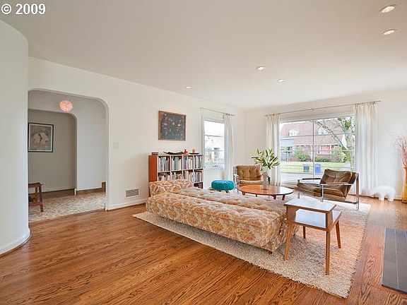 These are from listing photos, home is unfurnished.