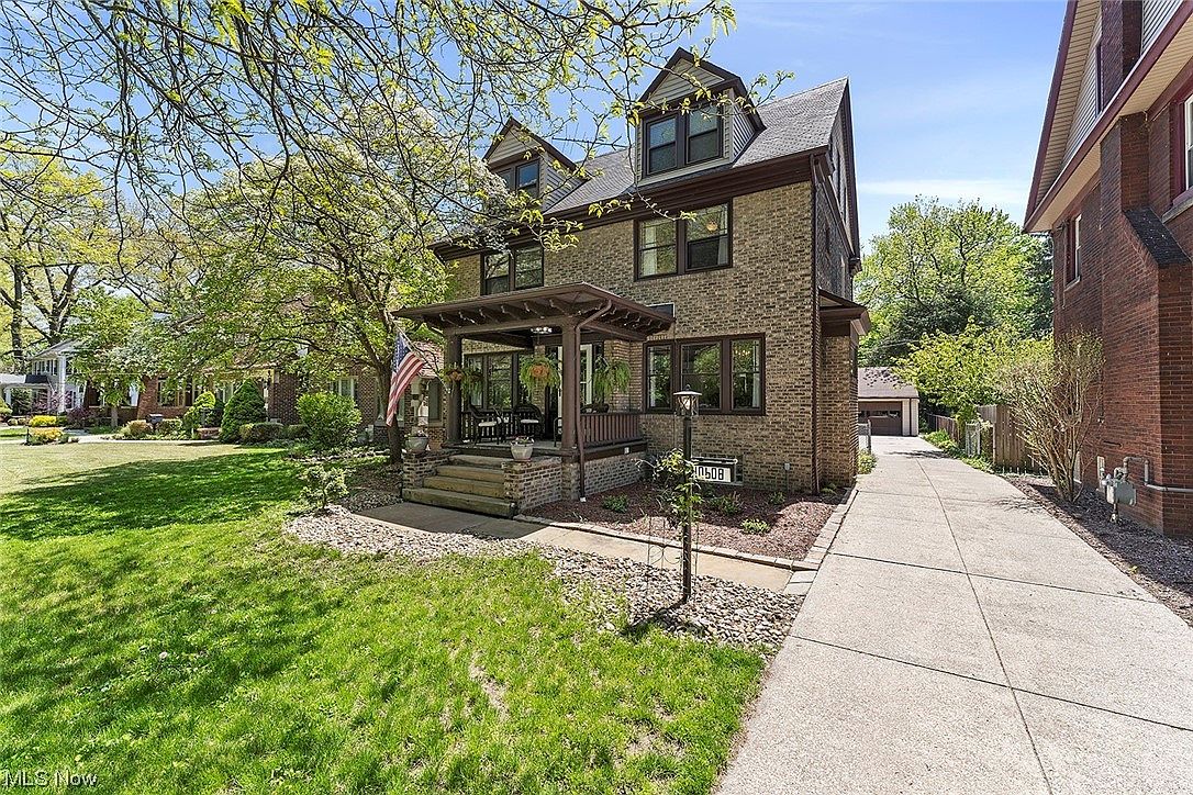 10608 Lake Shore Blvd, Bratenahl, OH 44108 Zillow