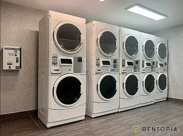 431 Grand Street image 6 of 9