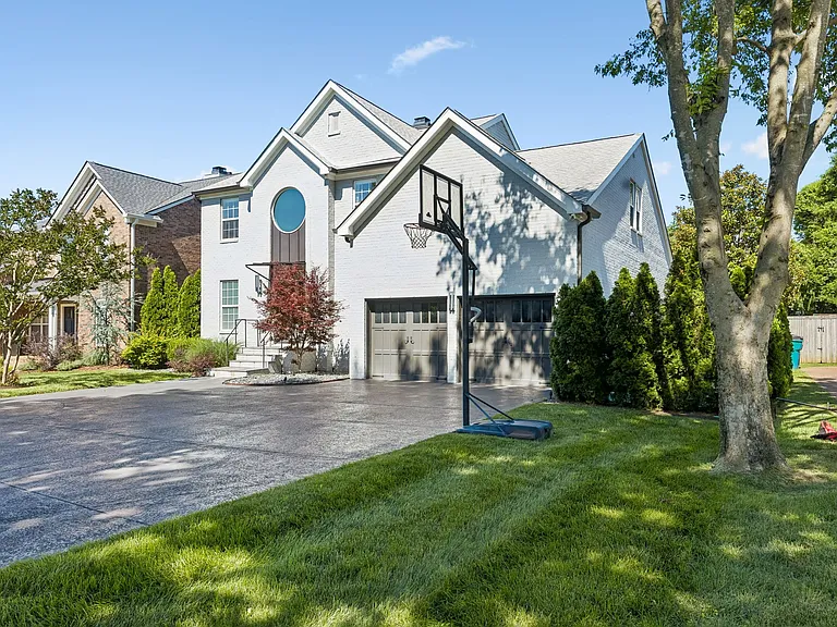 3926 Vailwood Dr — Photo 9