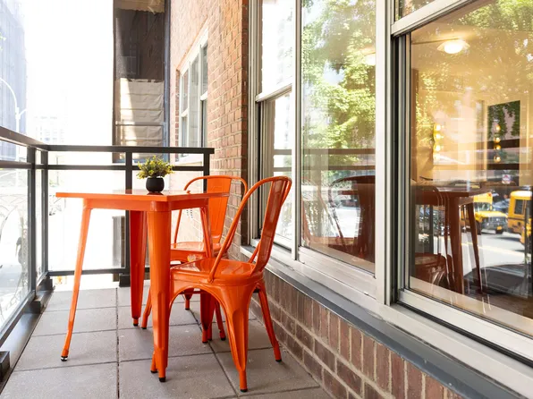 85 East End Avenue image 28 of 28