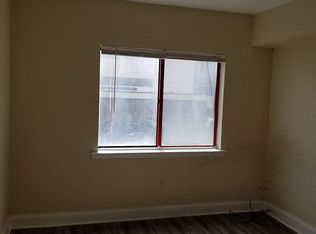 151 N 9th St #2, Philadelphia, PA 19107