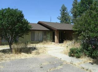 10756 E Wrenwood Ln, Clovis, CA