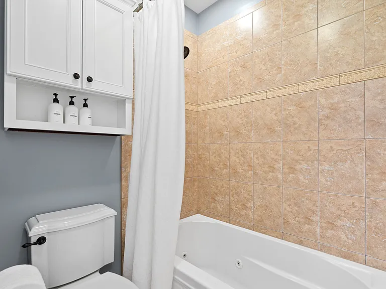 913 W Belden Ave #3 — Photo 8