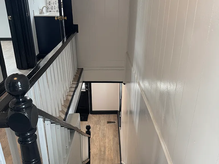 Beautiful staircase going down to first floor