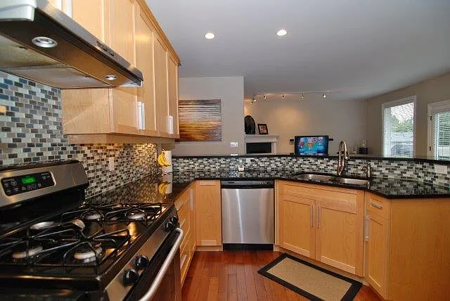 Building Photo - 1703 Mamich Cir