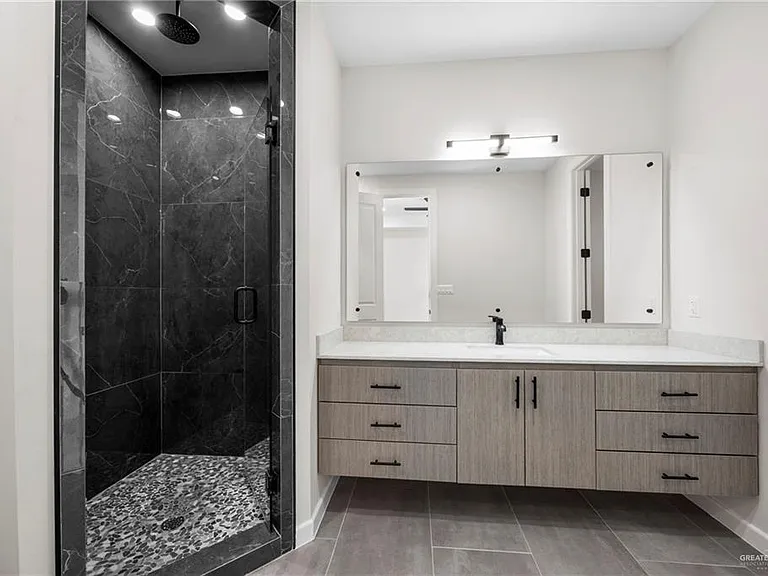 2203 Dorado Dr — Photo 10