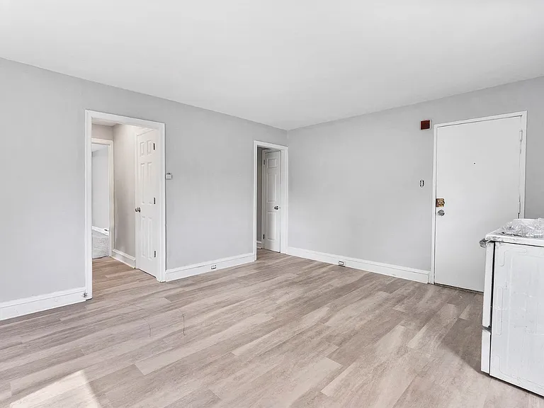 4712 Leiper Street — Photo 3