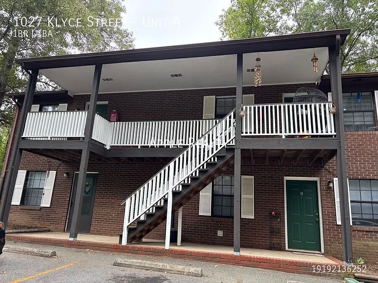 1027 Klyce St #A — Photo 2