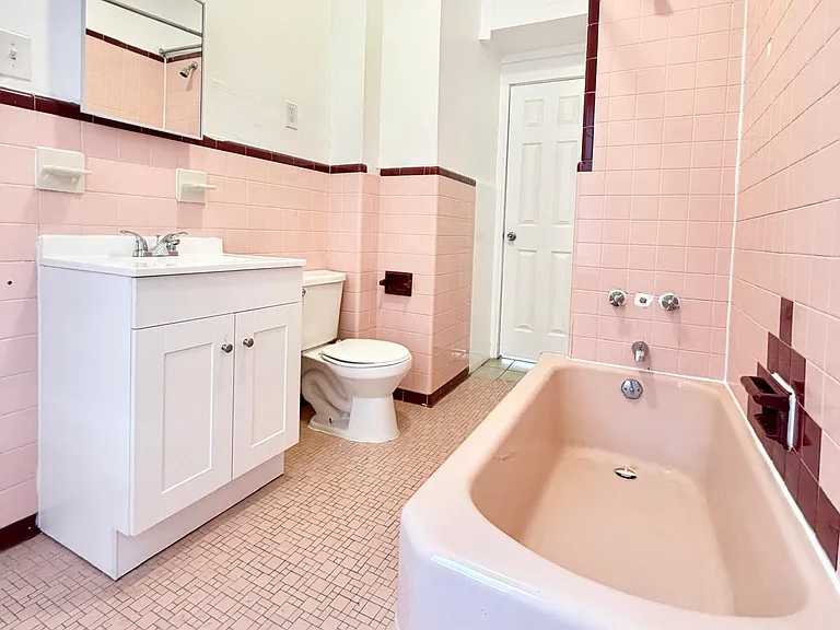 41 Hotchkiss St #1 — Photo 6