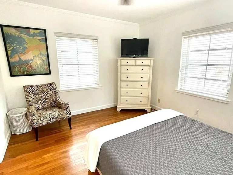 1403 SE 2nd St #1 — Photo 11