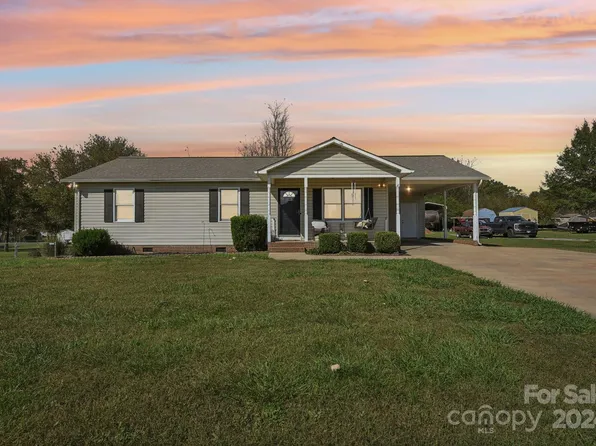 120 Trotter Ln, Kings Mountain, NC 28086