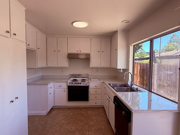 5th image of 7061 Fulton Way