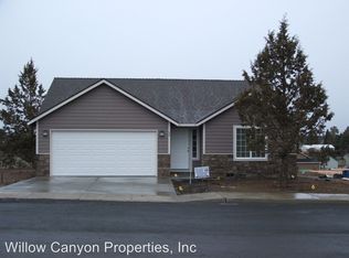 60 SE Kinkade Rd, Madras, OR 97741