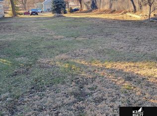 508 Cedar St, Hickman, NE 68372