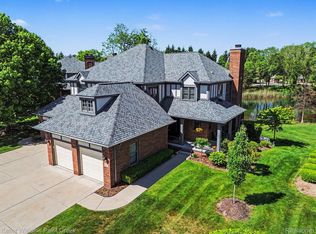 63 Burniah Ln, Lake Orion, MI 48362