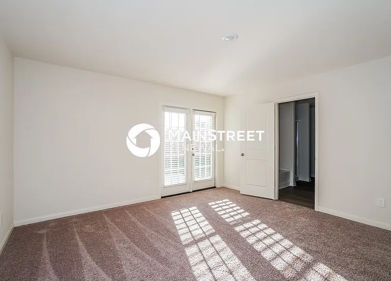 21051 Titian Dr — Photo 23