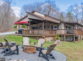 16 Jrs Dr, Mc Henry, MD 21541