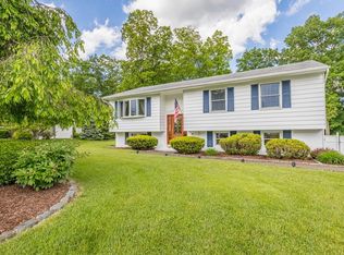 93 Lincoln Rd, Monroe, NY 10950