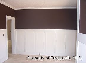 5th image of 1434 Vergeland Dr