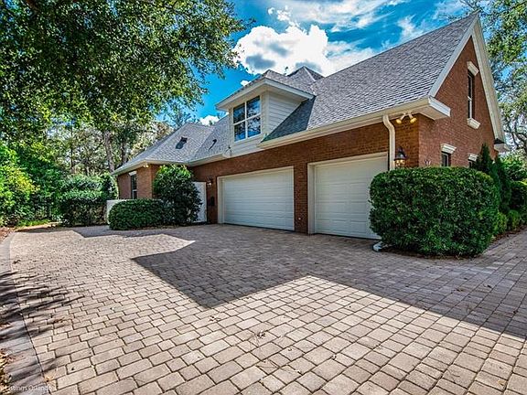 3rd image of 27 Indian Springs Dr