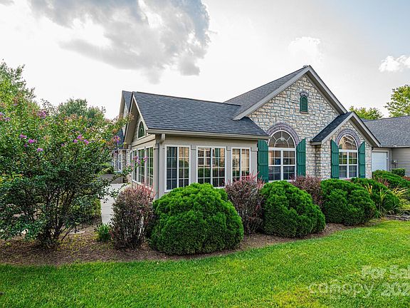 3rd image of 808 Wynnshire Dr #D