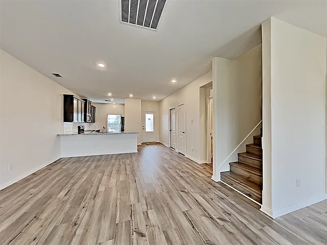 3149 Bowen St — Photo 5