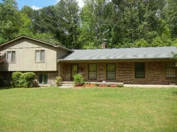 5845 Dekalb Ln, Norcross, GA 30093