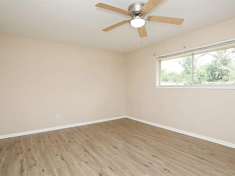 6406 Ashton St — Photo 21