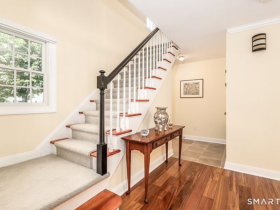 2nd image of 123 Richmond Hill Road #18