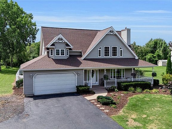 3rd image of 5746 Stone Rd