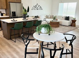 109 Cedar Dr, Gilbert, IA 50105