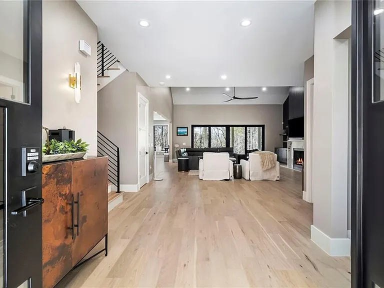 2309 Dinsmore Rd — Photo 10