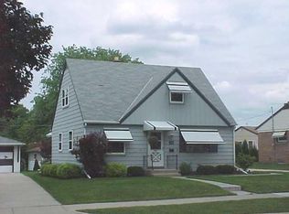 2818 S 103rd St, Milwaukee, WI 53227