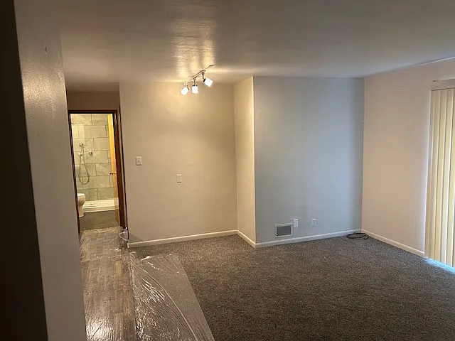 1 bed, 900 sqft, $875 — Photo 4